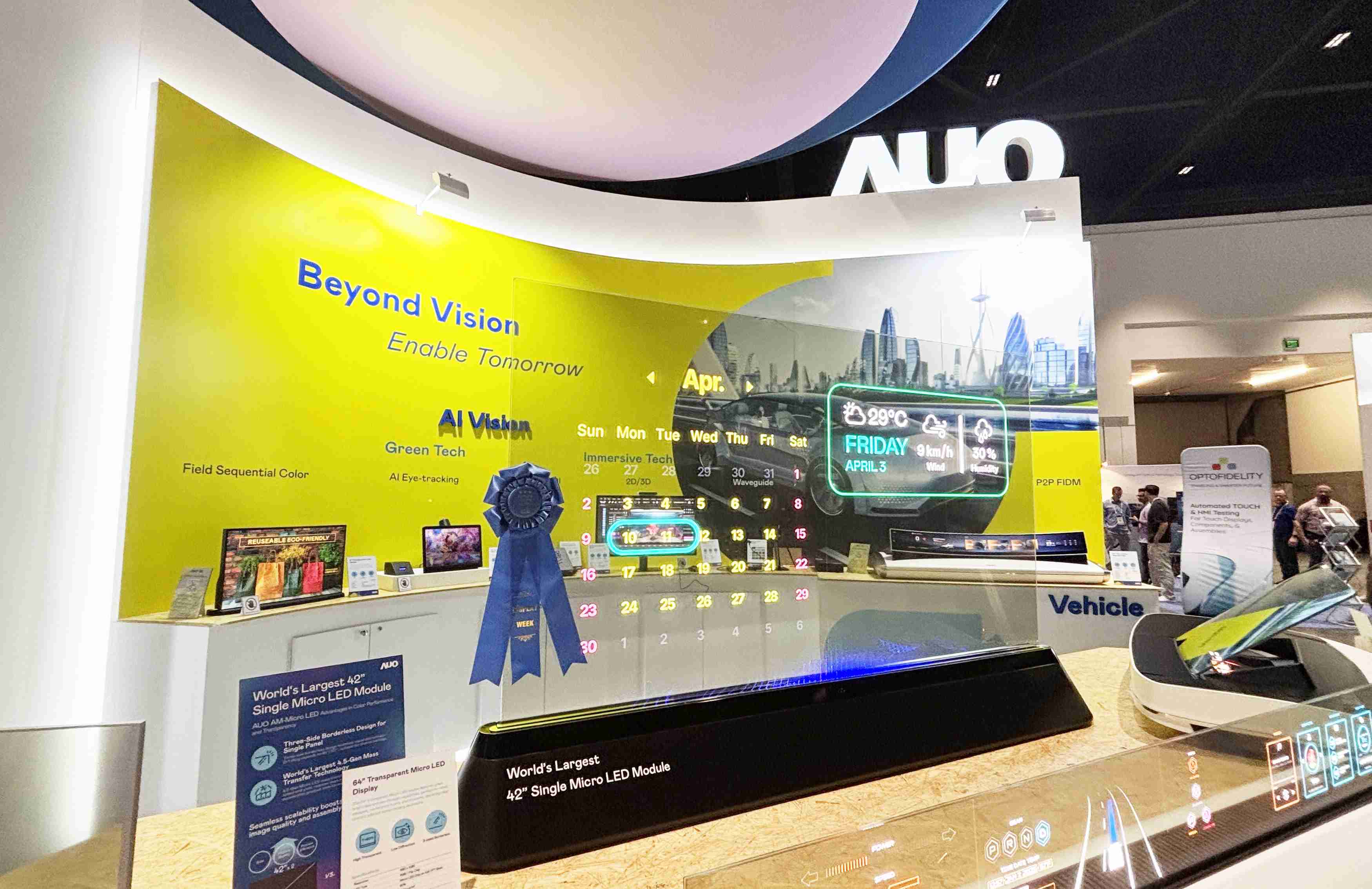 z6mg·人生就是博64吋透明Micro LED显示器获〝最佳Micro LED技术应用奖〞，，其绝妙的透明穿透特性，，，，同时具备1,000 nits的高亮度表现，，并透过精细的无缝拼接延伸，，，可依需求灵活应用于多元场域，，，展现出Micro LED显示技术划时空的无限潜力